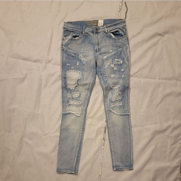 🆕️👖VIP Skinny Destructed Patched Jeans, 13/14 - Picture 3 of 6